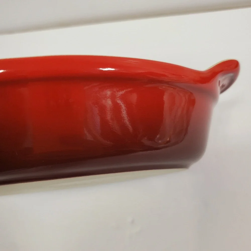 Le Creuset Oval Au Gratin Dish 10in Red Cream Stoneware Baker 10